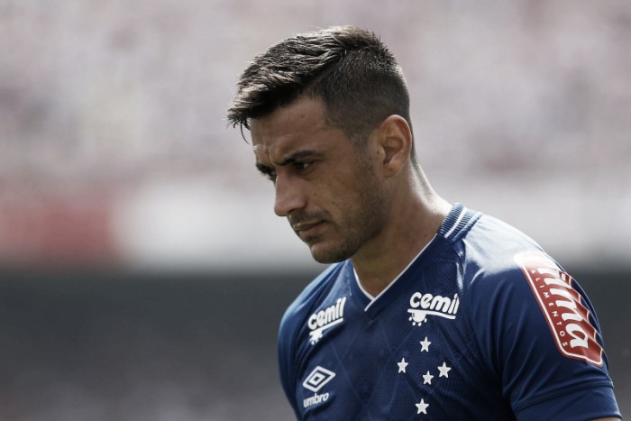 Robinho desabafa contra arbitragem em derrota do Cruzeiro para São Paulo: “Chato demais”