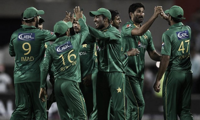 England vs Pakistan - T20 International: Hosts swept aside in final outing of the summer