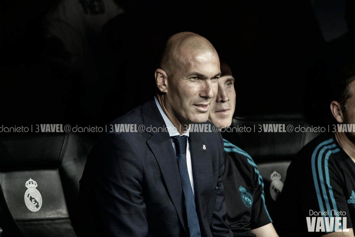 Zinedine Zidane: "Entiendo que Isco se quiera ir en enero, ha jugado pocos minutos" Zinedine Zidane: "Entiendo que Isco se quiera ir en enero, ha jugado pocos minutos"