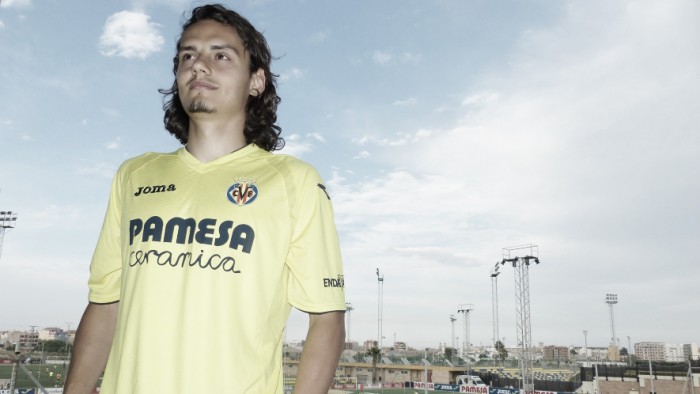 Promessa do futebol turco, atacante Enes Ünal acerta com Villarreal por cinco anos