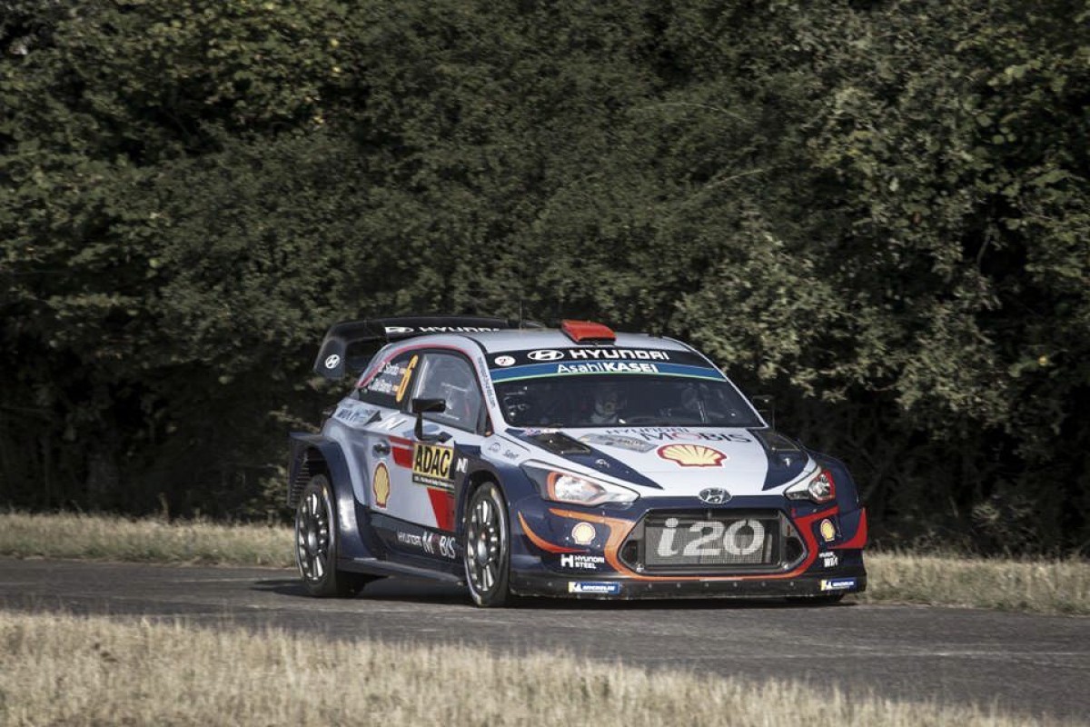 La suerte no acompaña a los españoles en el Rallye de Alemania