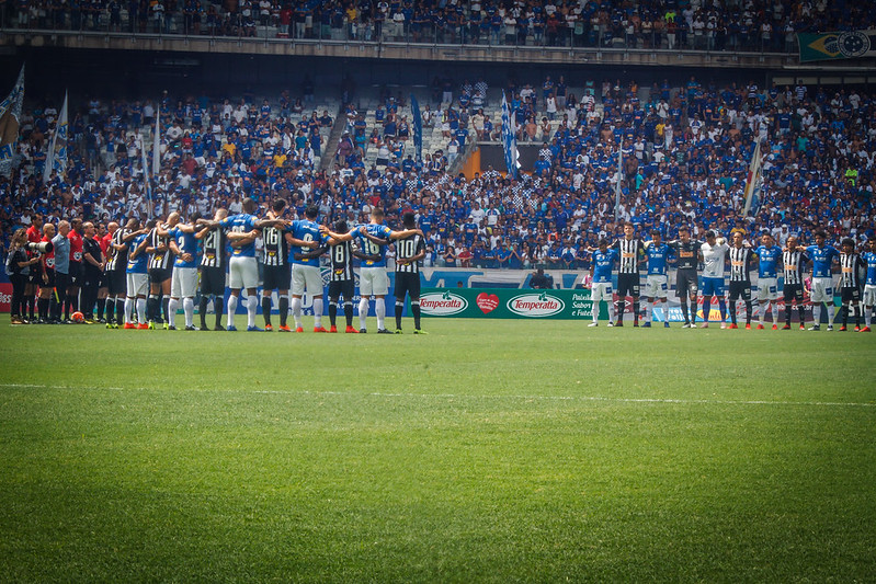 Recordar é viver: Cruzeiro goleia Atlético-MG e praticamente garante título estadual de 2008