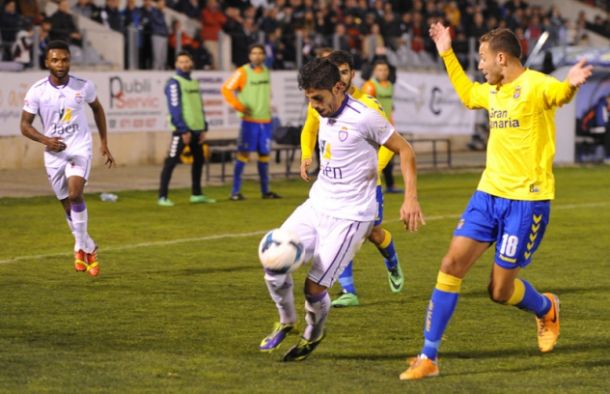 Juanma Espinosa jugará en el Cádiz las próximas tres temporadas