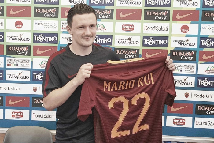 Roma, è ufficiale: lesione al crociato per Mario Rui. Operazione in vista e stop di circa 6 mesi