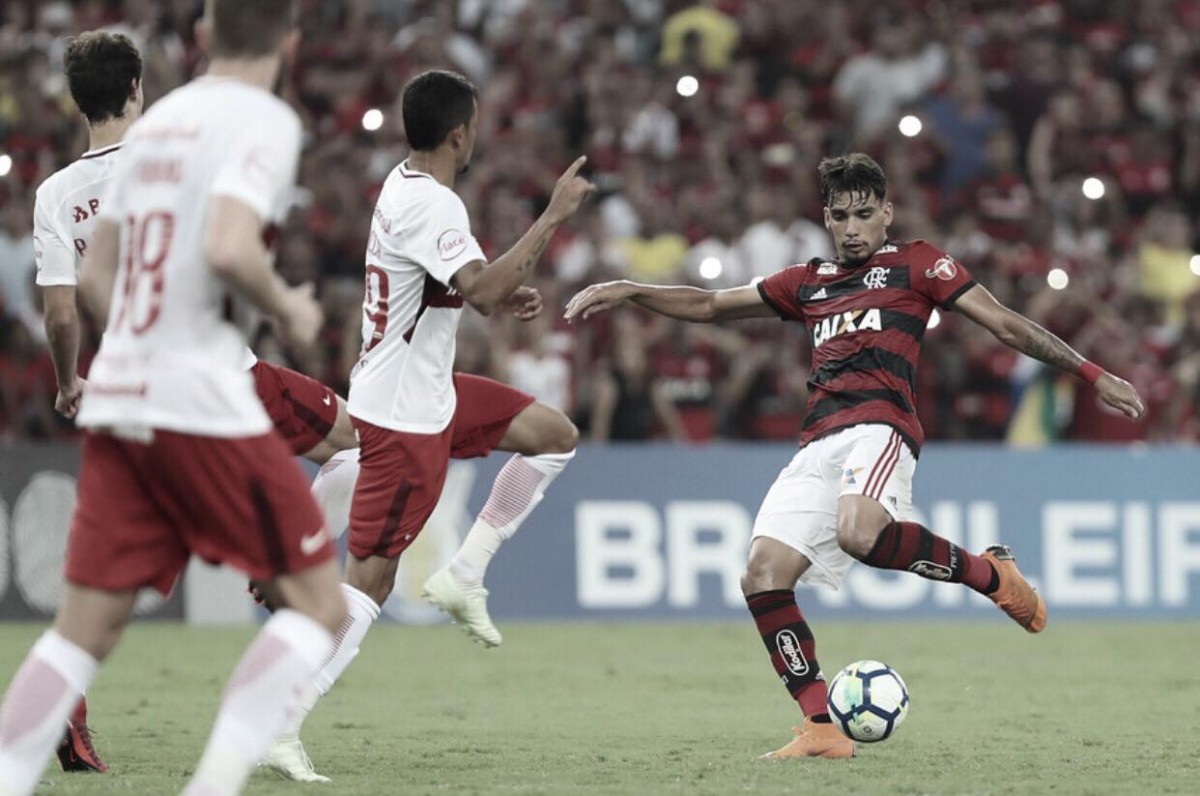 Internacional e Flamengo se enfrentam em confronto direto pelo Brasileiro