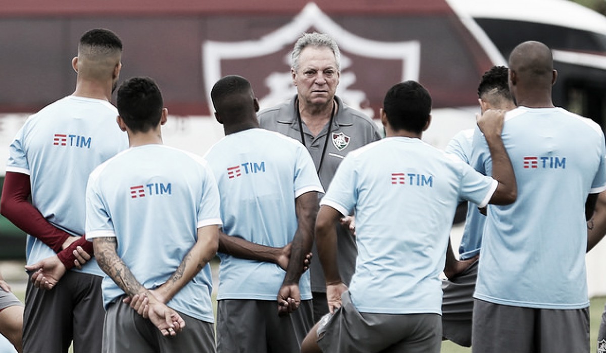 Com baixas em ambos os lados, Fluminense visita Paraná em busca da vice-liderança do Brasileiro