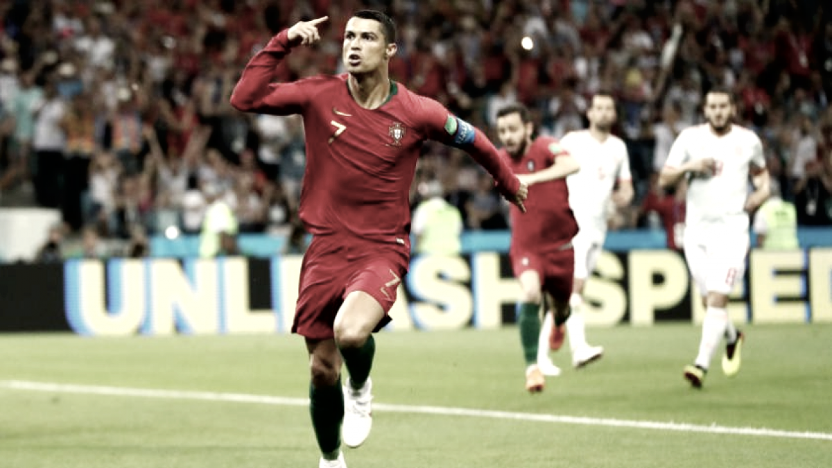 Cristiano rescata el empate con España
