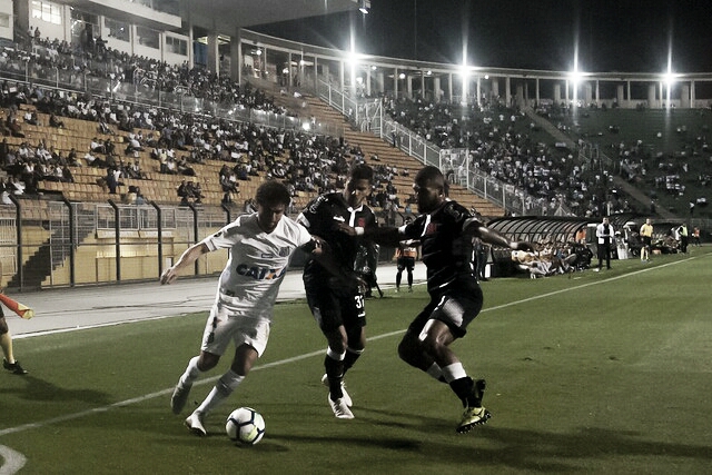 Santos e Vasco medem forças no jogo de ida pela quarta fase da Copa do Brasil Santos e Vasco medem forças no jogo de ida pela quarta fase da Copa do Brasil