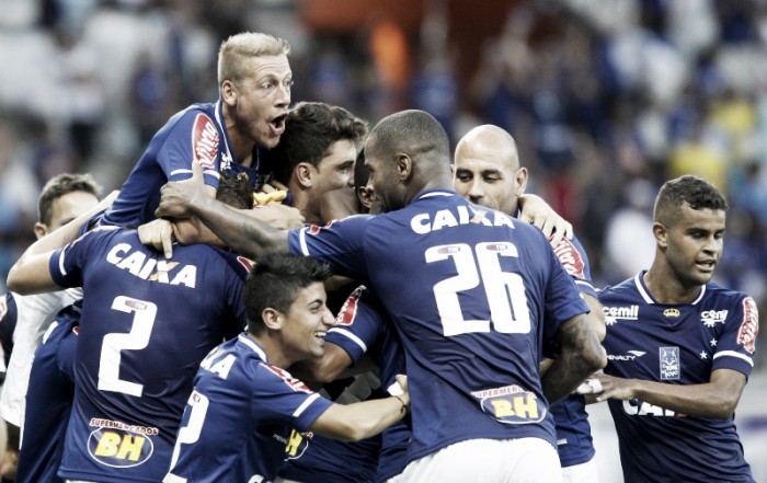 Cruzeiro joga mal, mas vence Tupi com gol solitário de Élber pelo Campeonato Mineiro