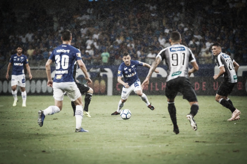 Cruzeiro recebe Ceará no Mineirão em busca da primeira vitória no Brasileiro