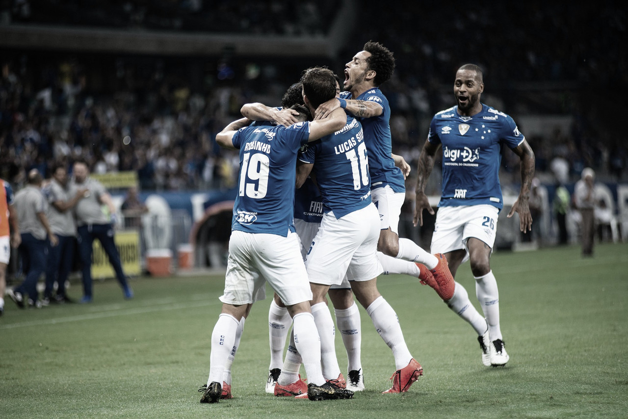 Dedé enaltece vitória sobre América-MG e Léo comemora marca de 350 jogos pelo Cruzeiro