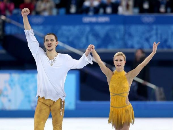 Russia dominatrice nel pattinaggio a coppie, due medaglie