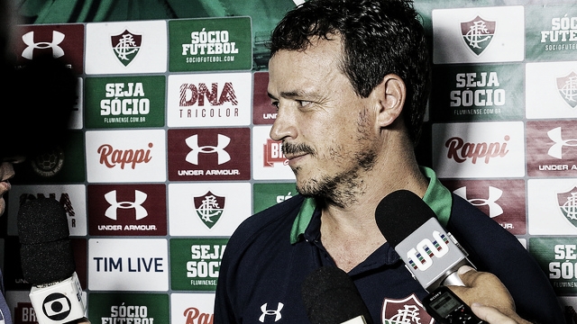 Fernando Diniz destaca seriedade da equipe na goleada sobre
o River-PI Fernando Diniz destaca seriedade da equipe na goleada sobre
o River-PI