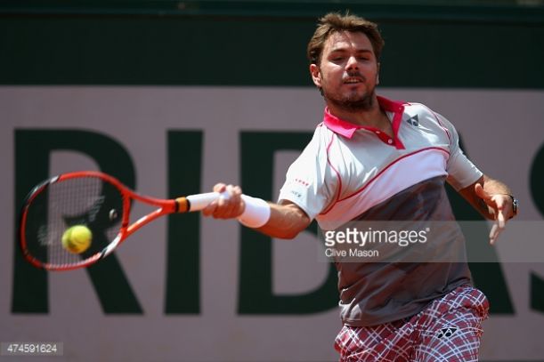 French Open: Wawrinka Powers Past Federer to Reach Semis