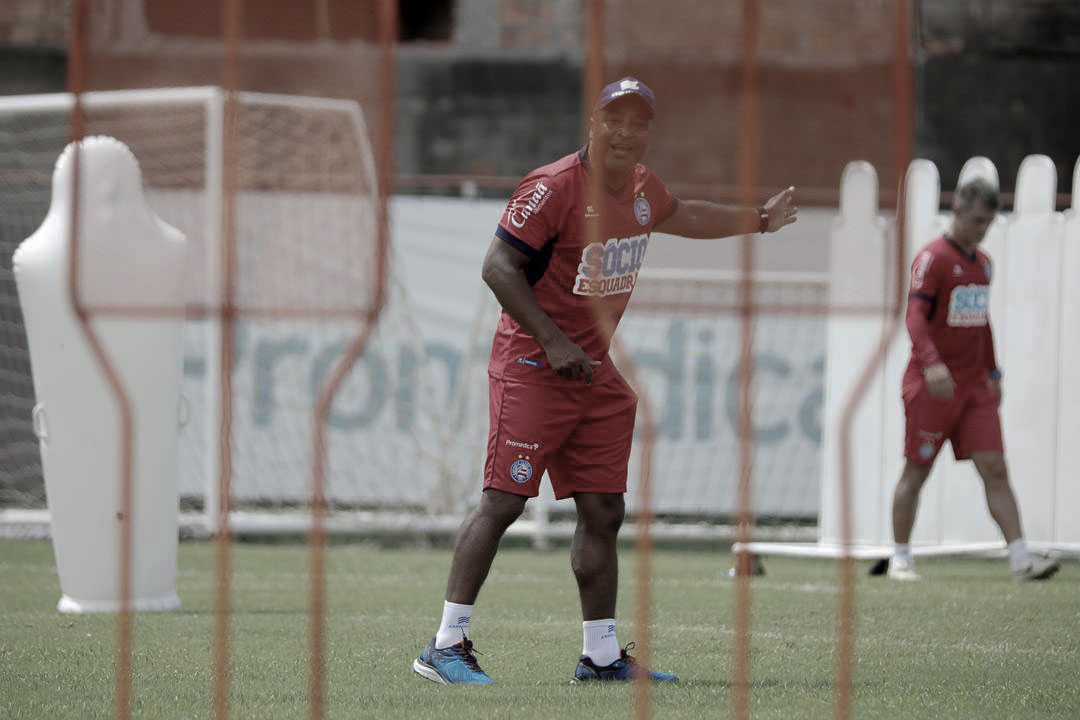 Com estreia de Roger, Bahia recebe CRB na Fonte Nova em jogo de volta na Copa do Brasil