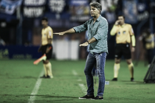 Renato lamenta empate do Grêmio contra Avaí: "Poderíamos ter saído com a vitória" Renato lamenta empate do Grêmio contra Avaí: "Poderíamos ter saído com a vitória"
