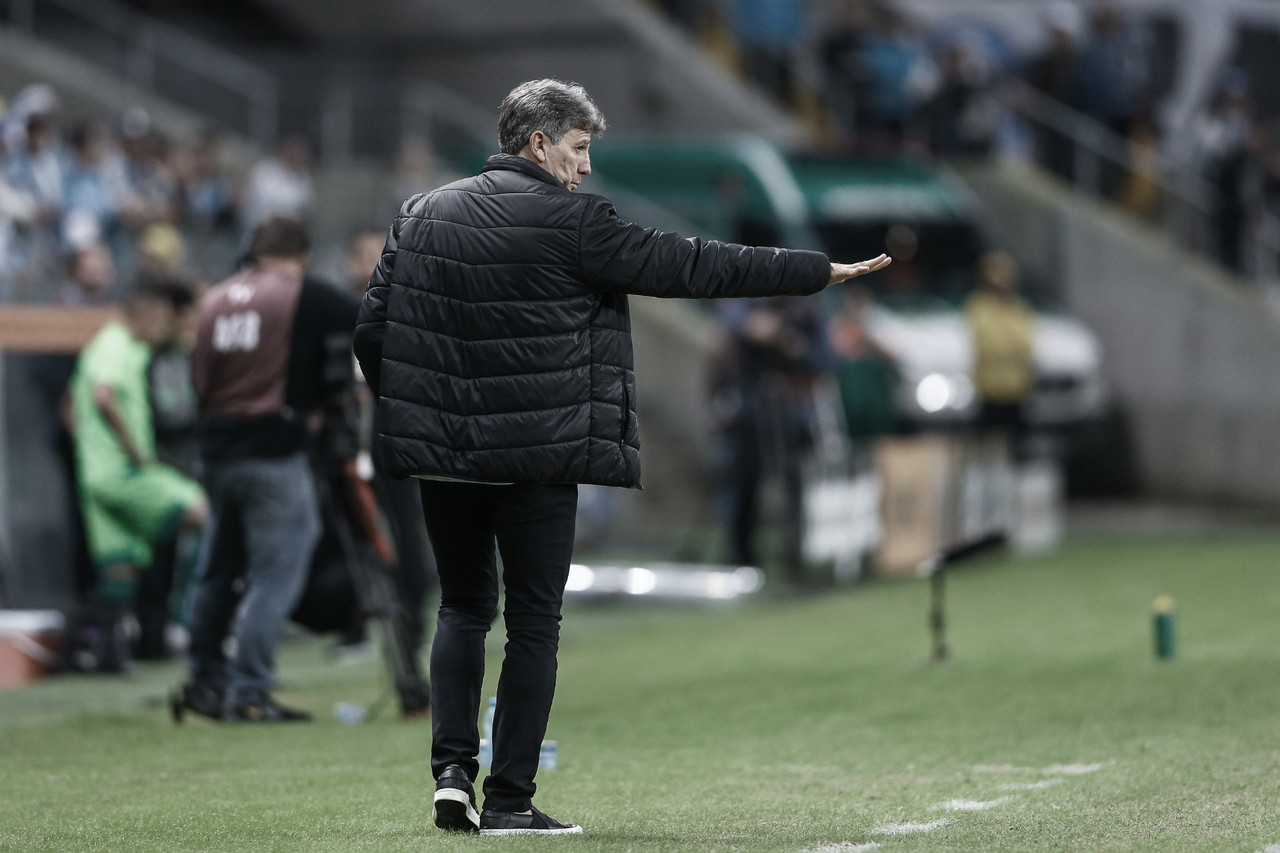 Já nas quartas, Renato fala dos objetivos do Grêmio: "Das três metas, duas já
conseguimos" Já nas quartas, Renato fala dos objetivos do Grêmio: "Das três metas, duas já
conseguimos"