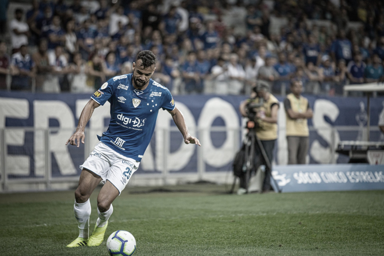 Na zona vermelha, Cruzeiro registra seu pior primeiro turno na história dos pontos corridos Na zona vermelha, Cruzeiro registra seu pior primeiro turno na história dos pontos corridos