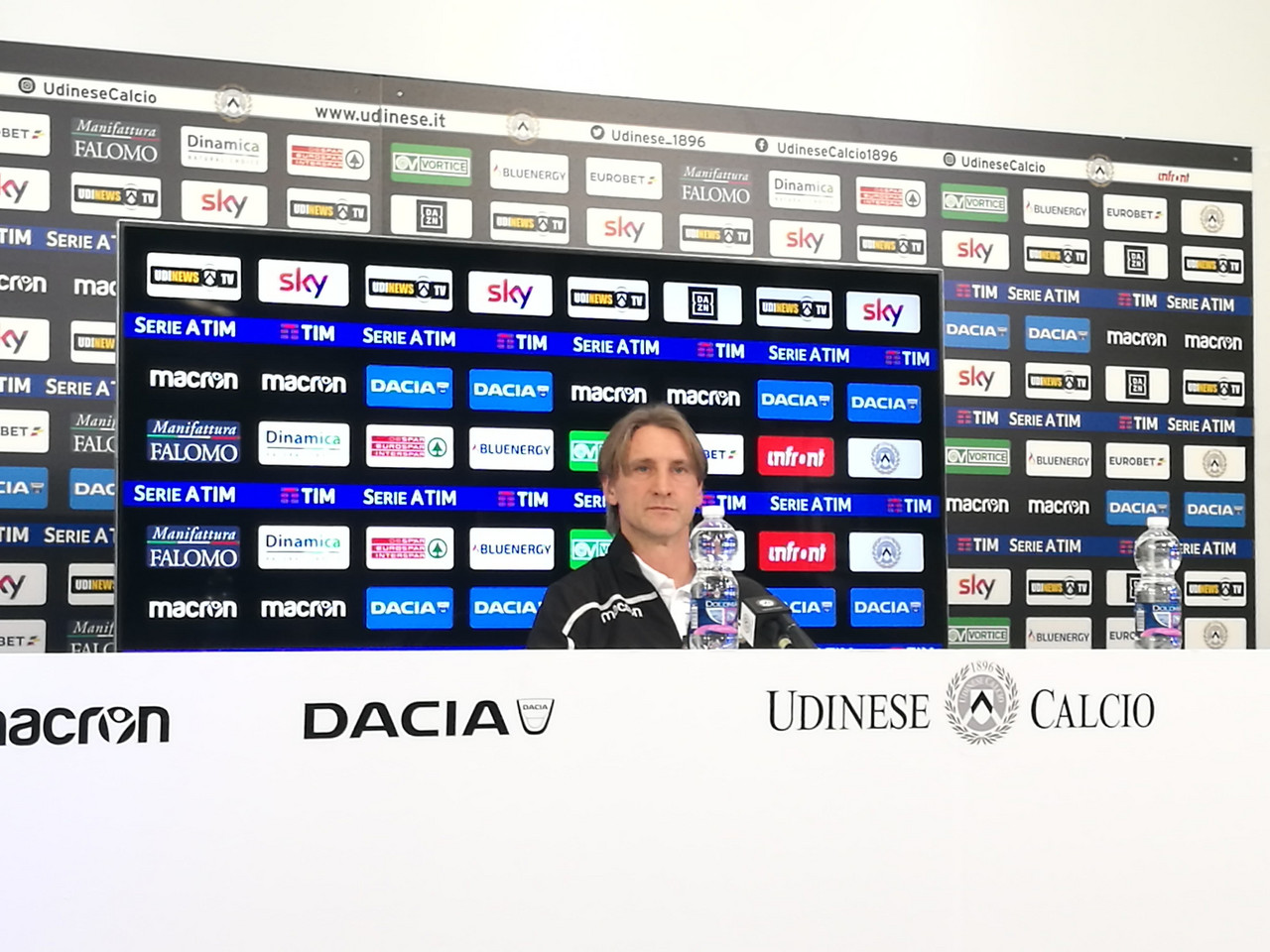Udinese - Nicola: "Ora dobbiamo anche proporre, con il Frosinone è molto importante"