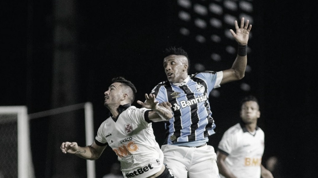 Embalado Vasco tem contestado Grêmio pela frente no São Januário Embalado Vasco tem contestado Grêmio pela frente no São Januário