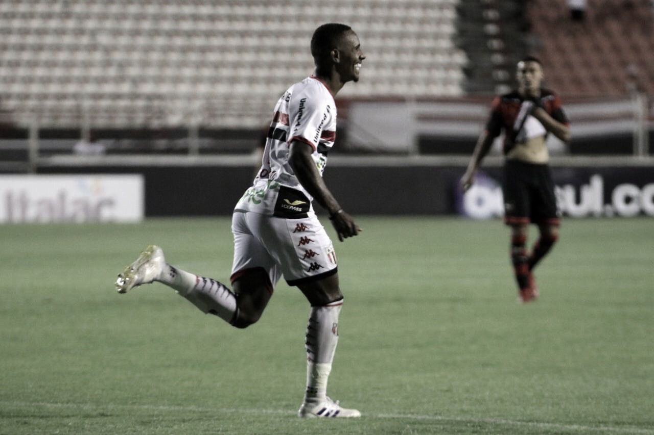 Diego Cardoso celebra primeiro gol pelo Botafogo-SP: "Agora é trabalhar para fazer mais"