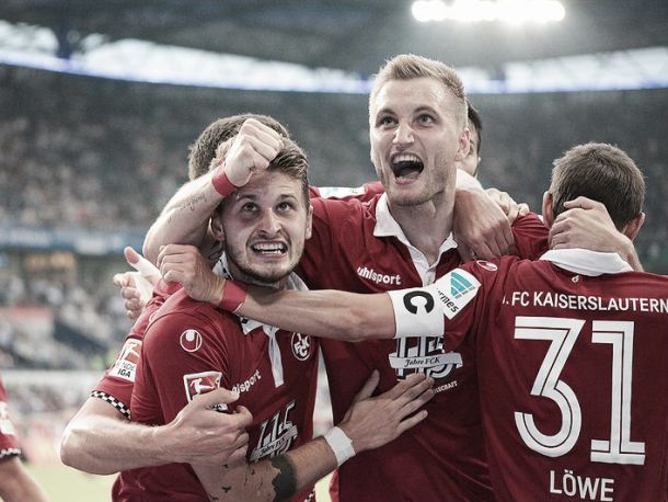 Atacante polonês Przybylko brilha e Kaiserslautern bate Duisburg na estreia da 2.Bundesliga