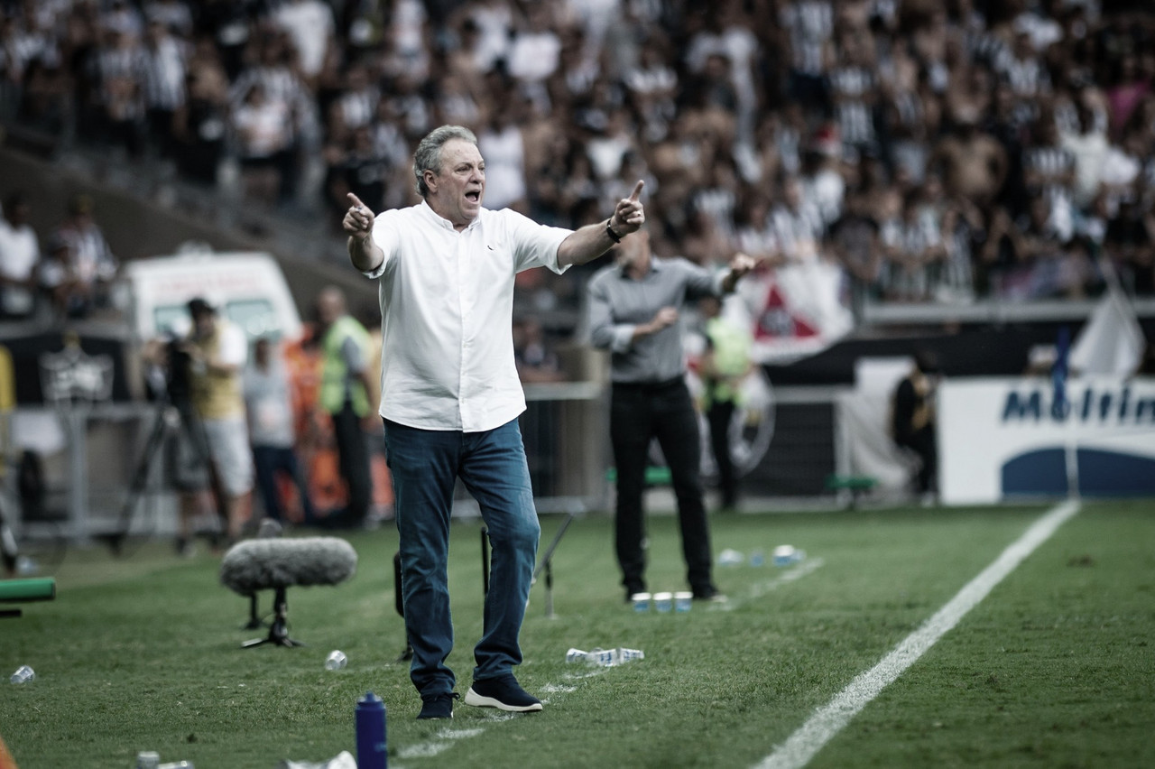 Após empate contra rival, Abel lamenta o desempenho do Cruzeiro: "Não teve beleza"