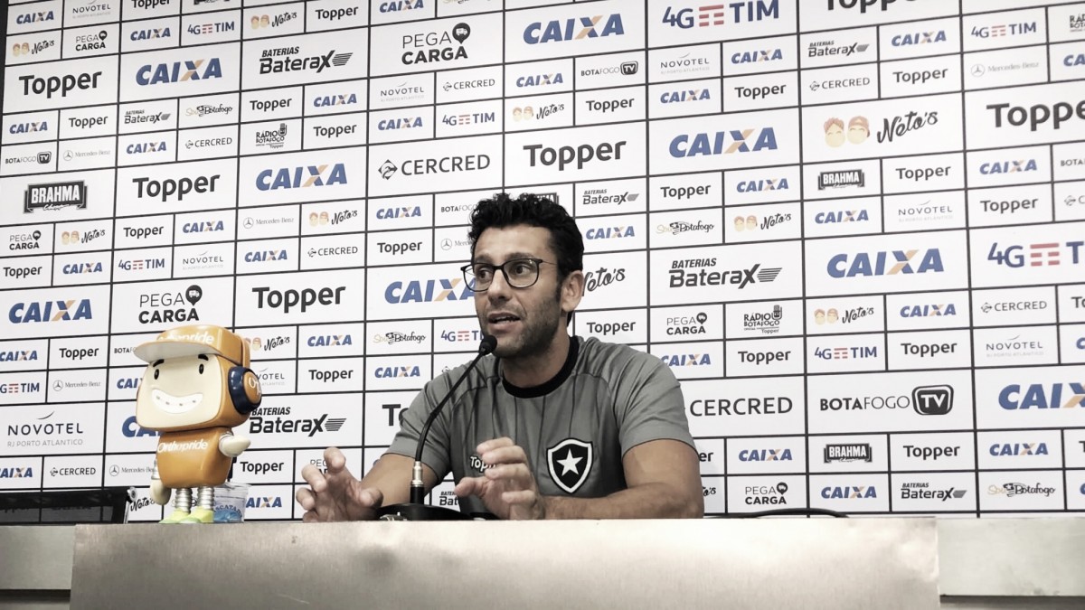 Alberto Valentim reconhece irregularidade do Botafogo: “Não conseguimos resultados”
