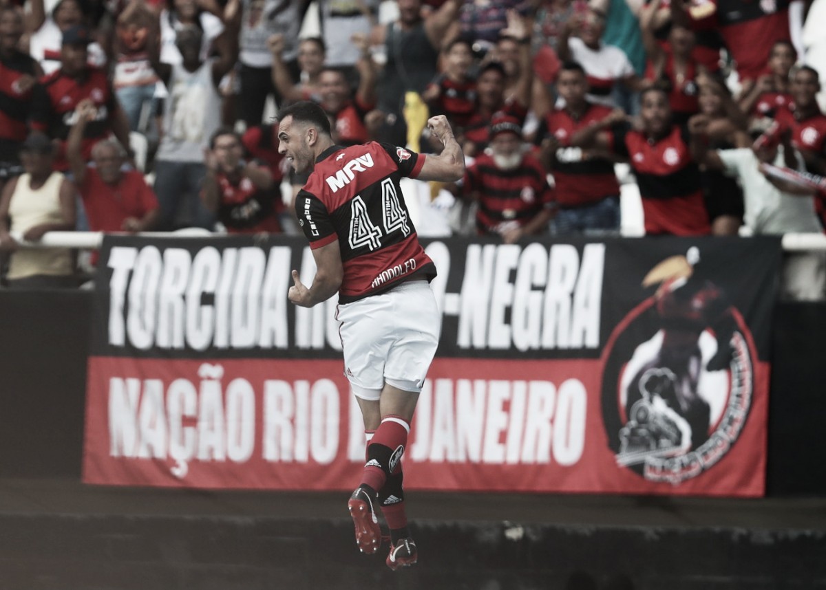 Em clássico recheado de cartões, Rhodolfo marca e Flamengo derrota Botafogo