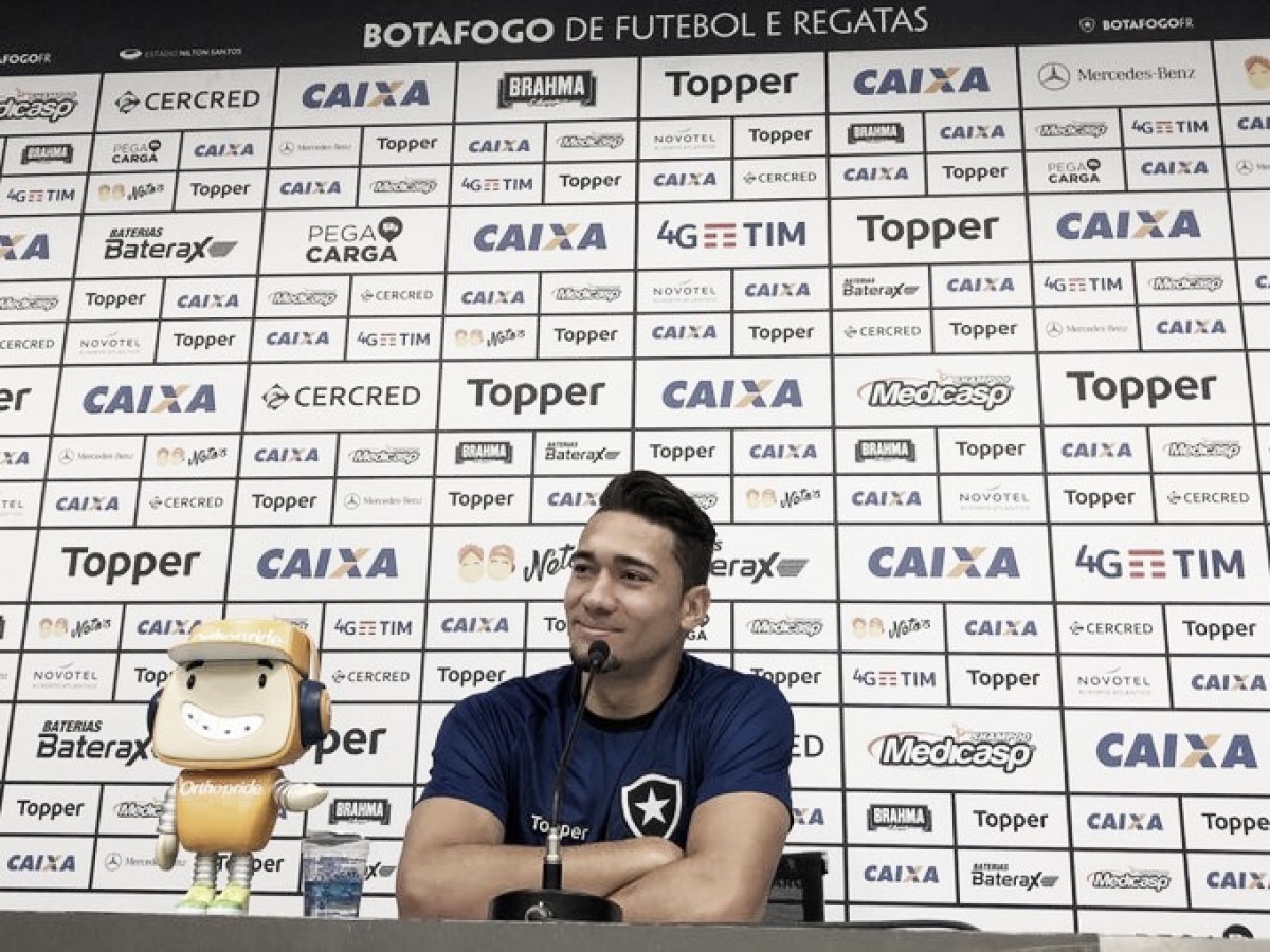 Jean analisa próximo confronto do Botafogo e vê cansaço do Grêmio como fator favorável Jean analisa próximo confronto do Botafogo e vê cansaço do Grêmio como fator favorável