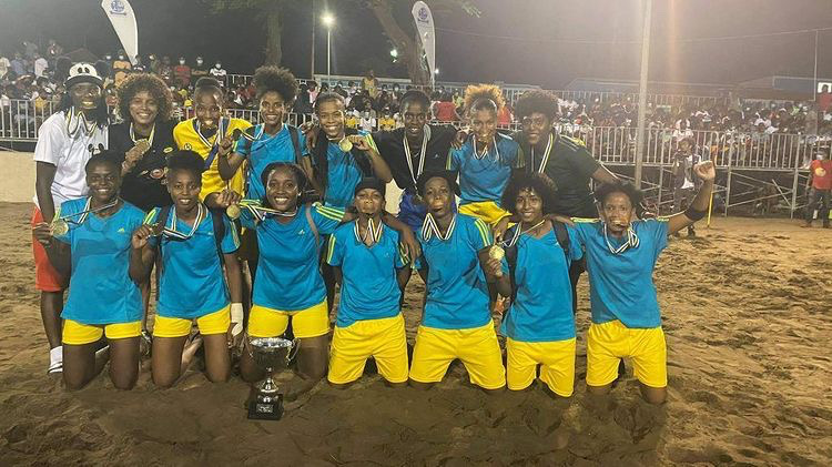 De Cabo Verde, Irlas é sucesso no Futebol de Areia Feminino