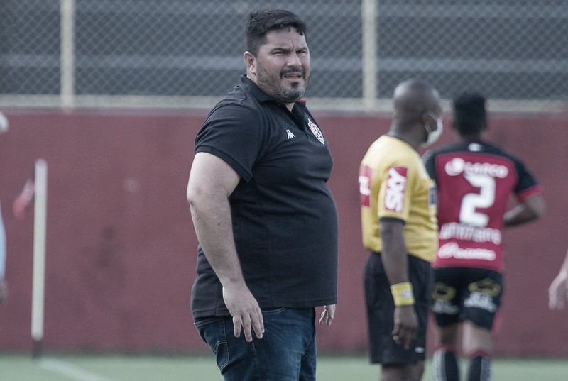 Eduardo Barroca destaca atuação do Vitória contra Chapecoense: "Conseguimos evoluir"