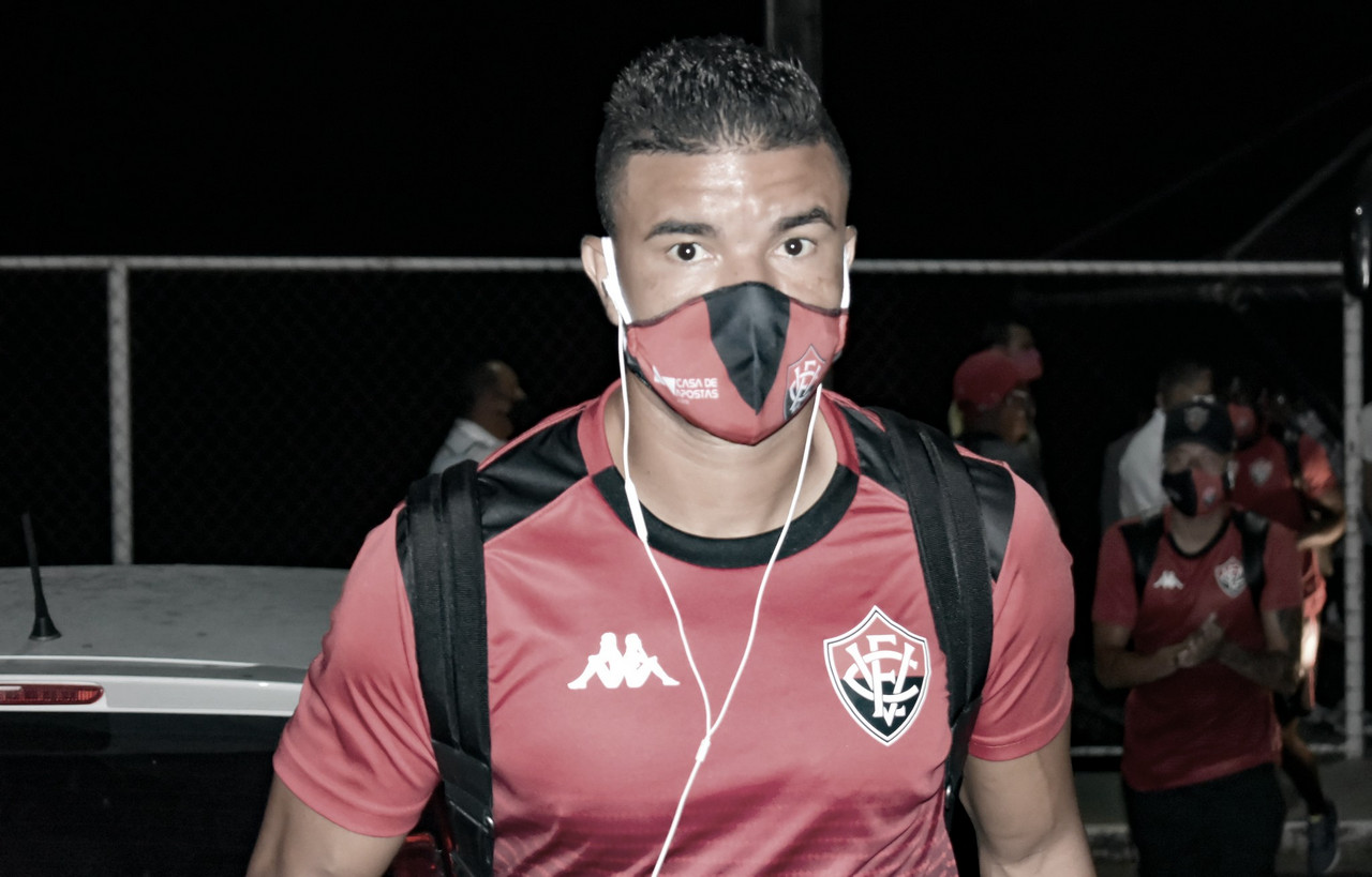 Maurício Ramos mantém alerta ligado após empate entre Vitória e Guarani: "Que próximo jogo possamos fazer melhor" Maurício Ramos mantém alerta ligado após empate entre Vitória e Guarani: "Que próximo jogo possamos fazer melhor"