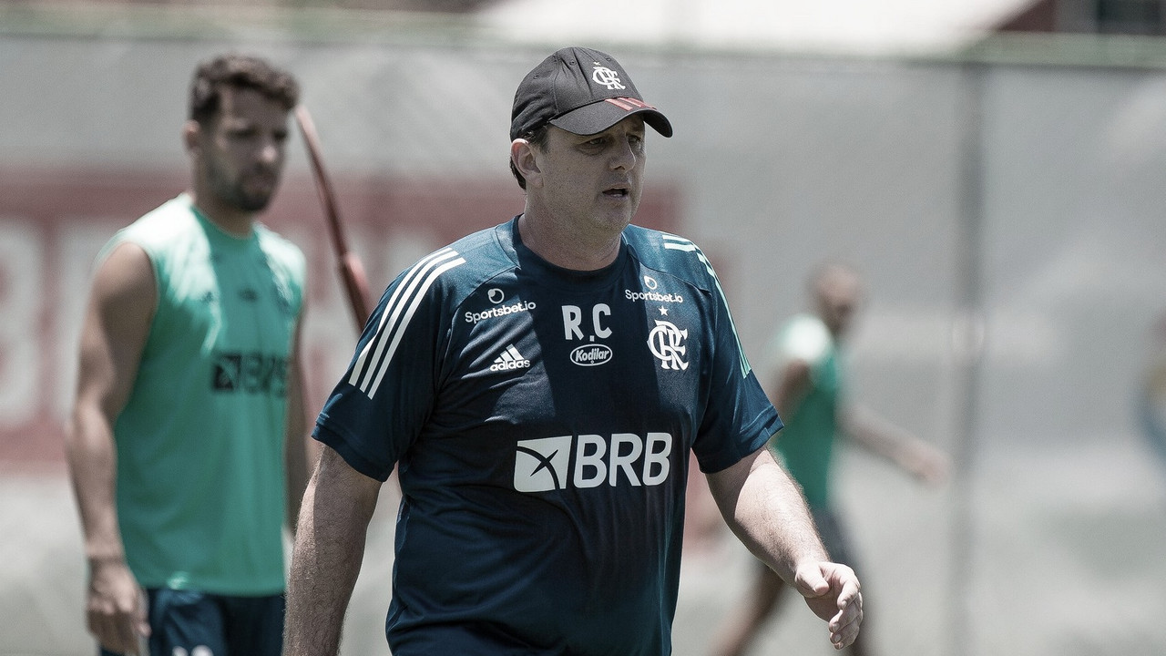 Rogério Ceni dorme no Ninho do Urubu e arma treino cedo para reerguer Flamengo
