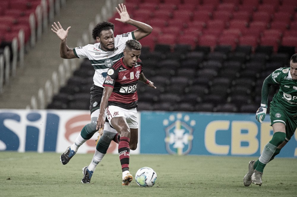 Indignado com derrota para o Flamengo, Sabino aponta: "Mais um jogo que entramos desligados"
