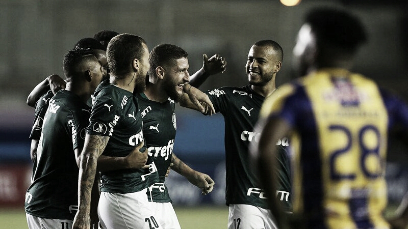 Com a vantagem no placar, Palmeiras busca confirmar classificação contra Delfín