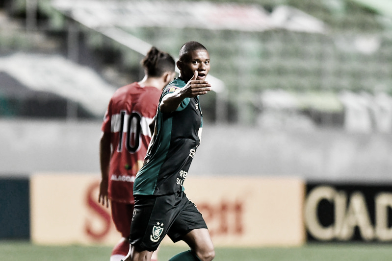 América-MG vence CRB na Série B e passa o fim de
semana na liderança América-MG vence CRB na Série B e passa o fim de
semana na liderança