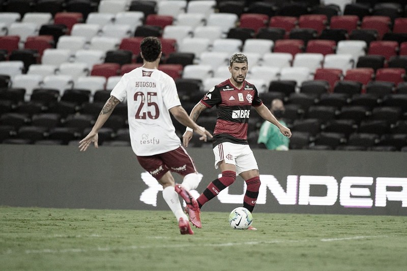 Arrascaeta diz que Flamengo 'não merece ser campeão' após derrota de virada para Fluminense