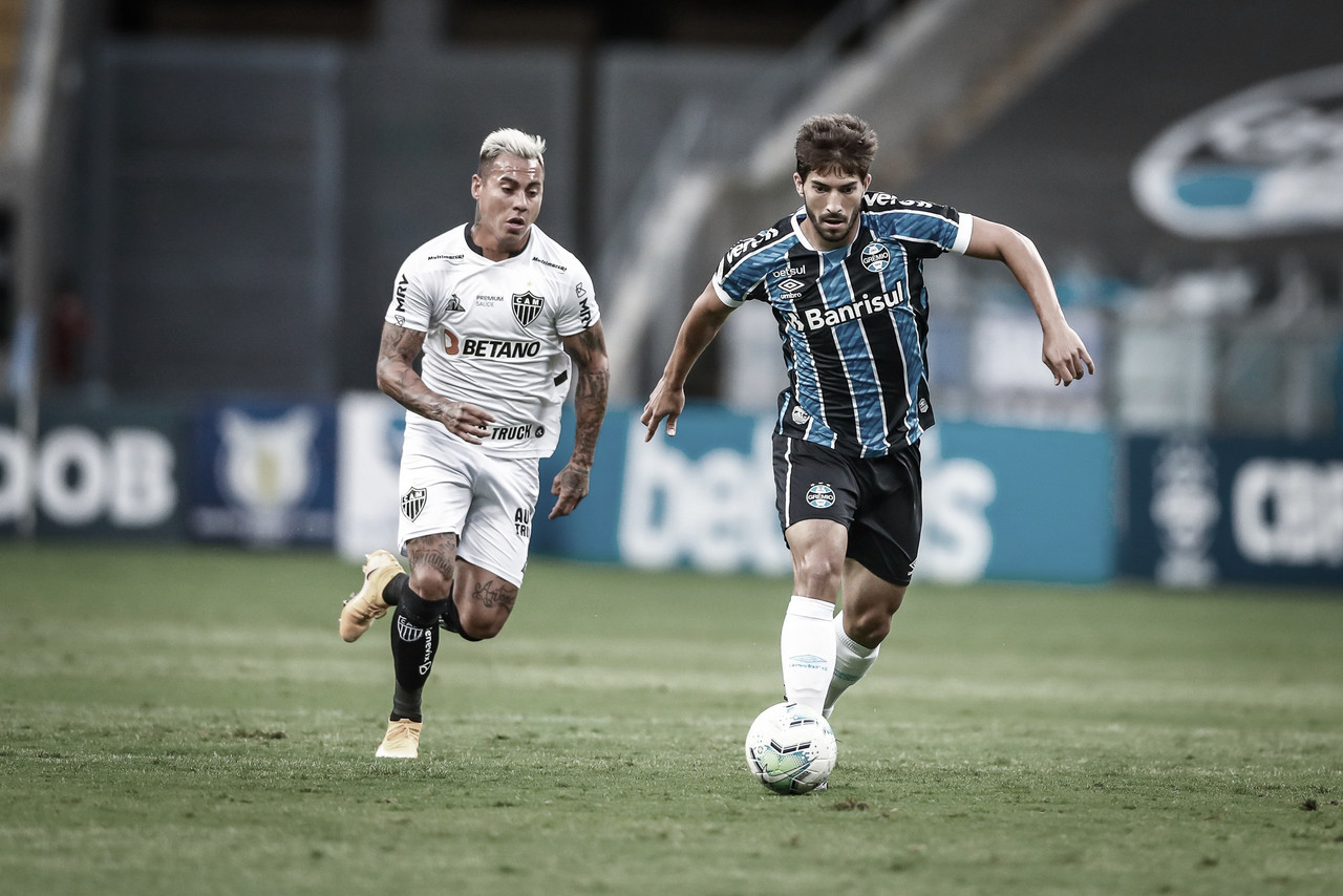 Atlético-MG recebe desesperado Grêmio em jogo atrasado do Brasileirão