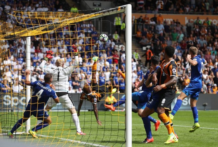 Ritorna la Premier: esordio amaro per il Leicester. L'Hull City supera i campioni in carica