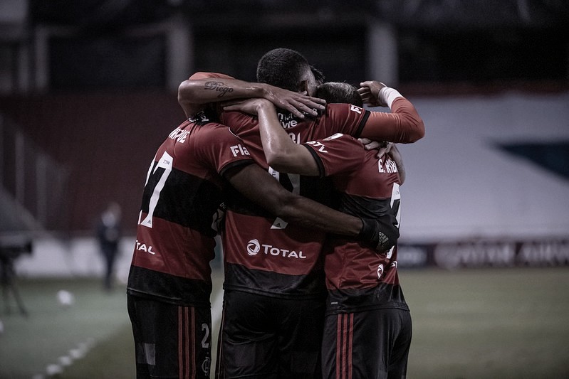 Gabigol marca duas vezes, e Flamengo vence LDU no sufoco pela Libertadores Gabigol marca duas vezes, e Flamengo vence LDU no sufoco pela Libertadores