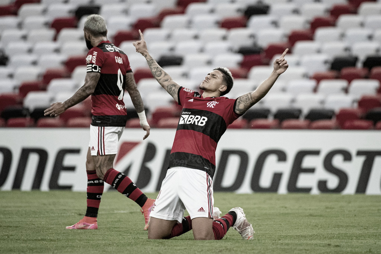 Flamengo agarra empate com LDU e se classifica às oitavas da Libertadores
