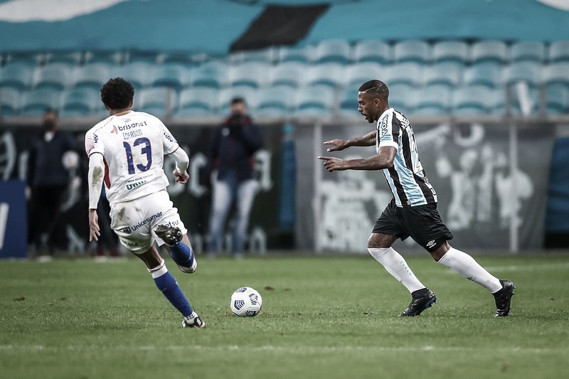 Melhores momentos de Fortaleza x Grêmio pelo Campeonato Brasileiro (1-0) Melhores momentos de Fortaleza x Grêmio pelo Campeonato Brasileiro (1-0)