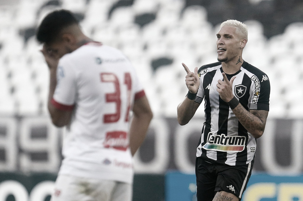 Botafogo vence o Náutico e embala de vez na Série B