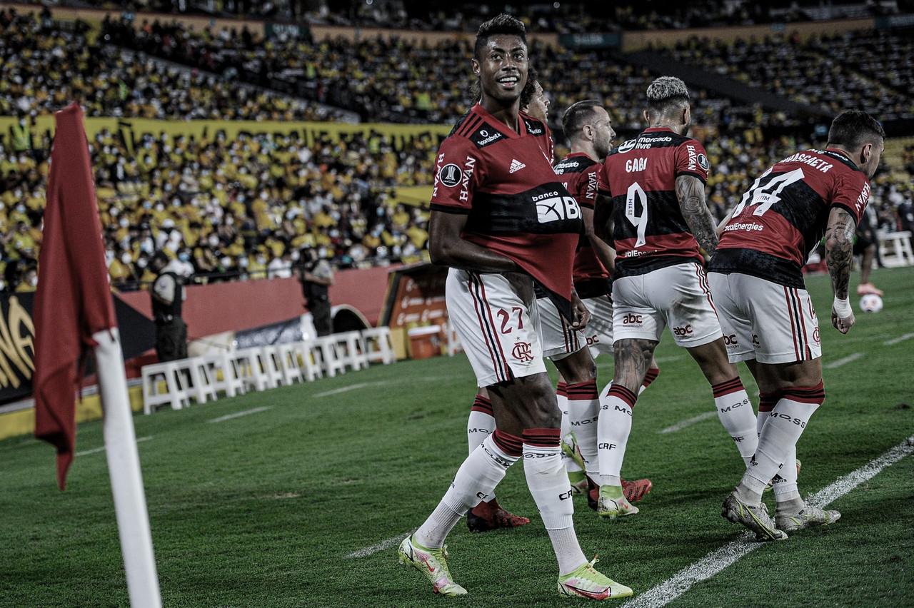 Bruno Henrique marca dois contra o Barcelona e entra em seleta lista da Libertadores