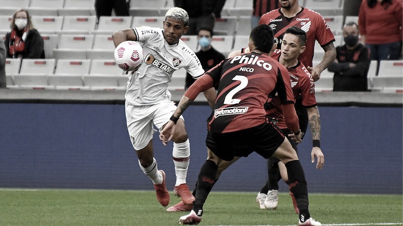 Melhores momentos de Fluminense x Flamengo pelo Campeonato Brasileiro (3-1) Melhores momentos de Fluminense x Flamengo pelo Campeonato Brasileiro (3-1)