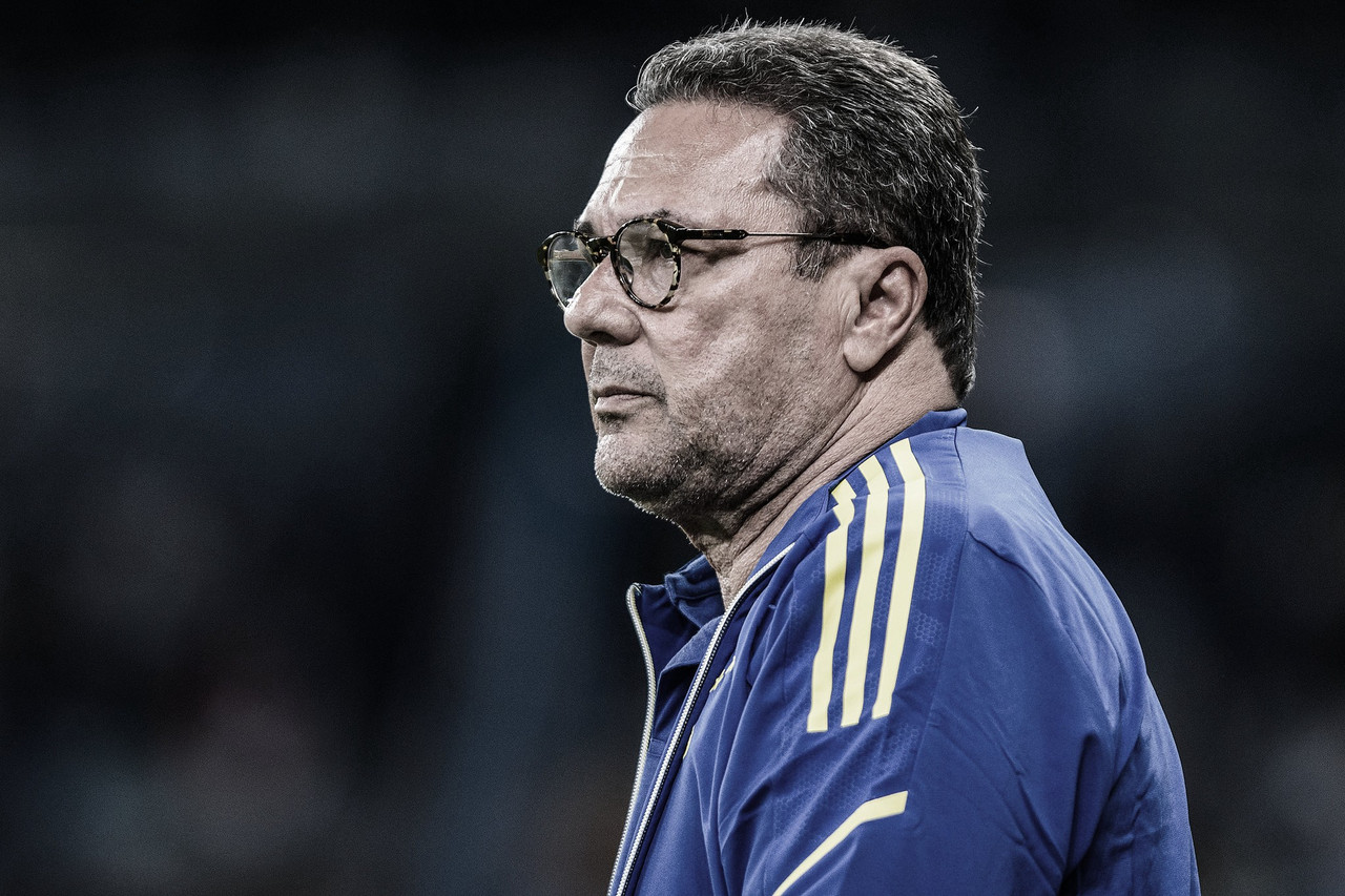 Cruzeiro anuncia saída de Vanderlei Luxemburgo para equilibrar as contas