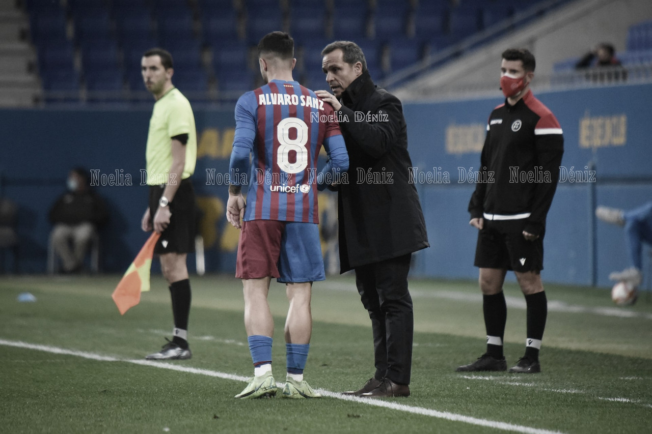 Sergi Barjuan: "La base es ser fuertes en el Johan Cruyff"