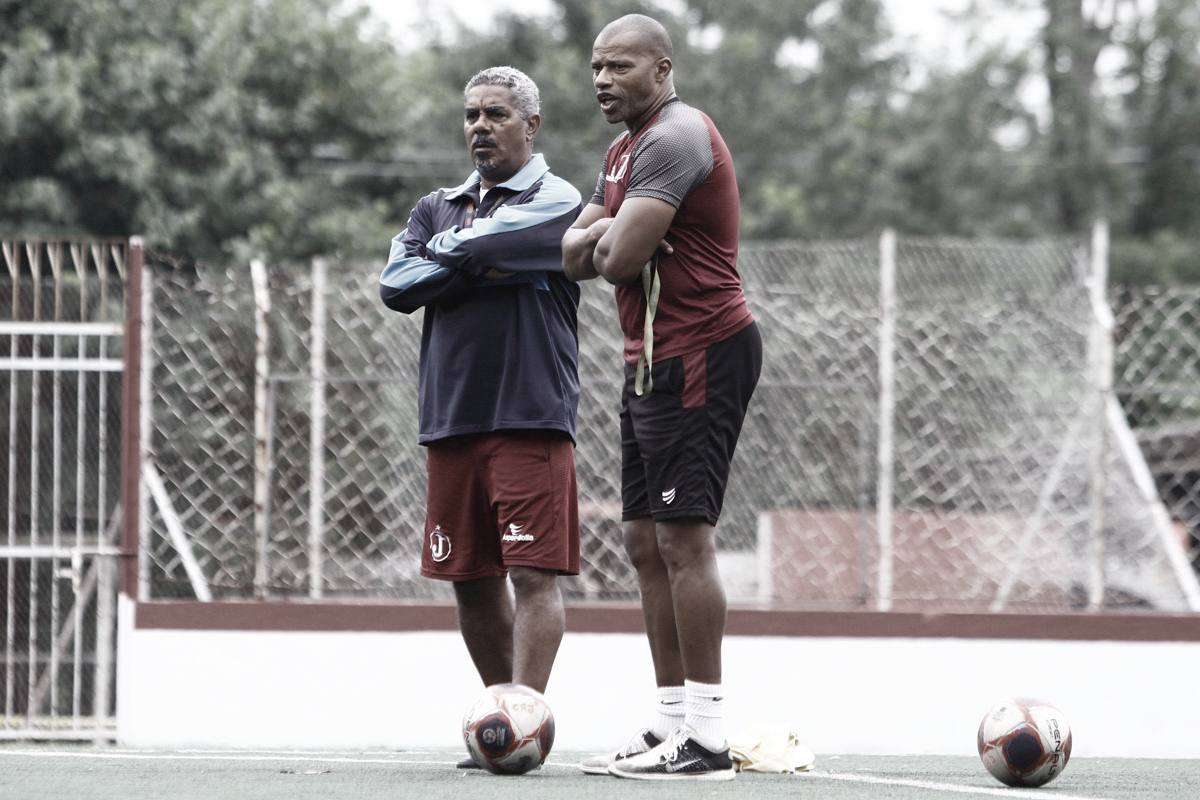 Juventus apresenta membros da comissão técnica do time feminino