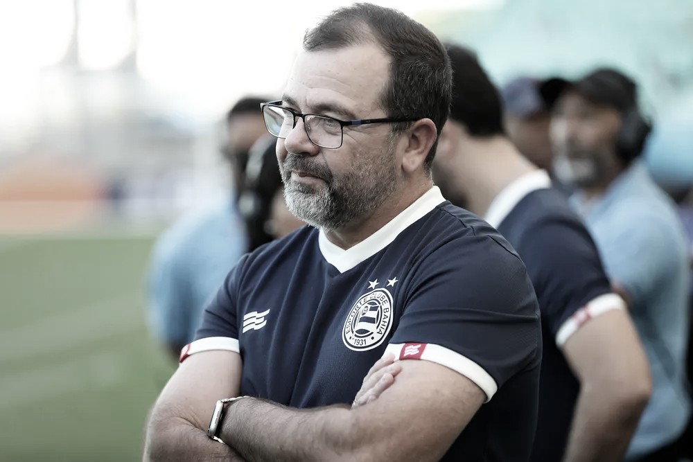 Sem vencer há quatro jogos, Bahia demite Enderson Moreira Sem vencer há quatro jogos, Bahia demite Enderson Moreira